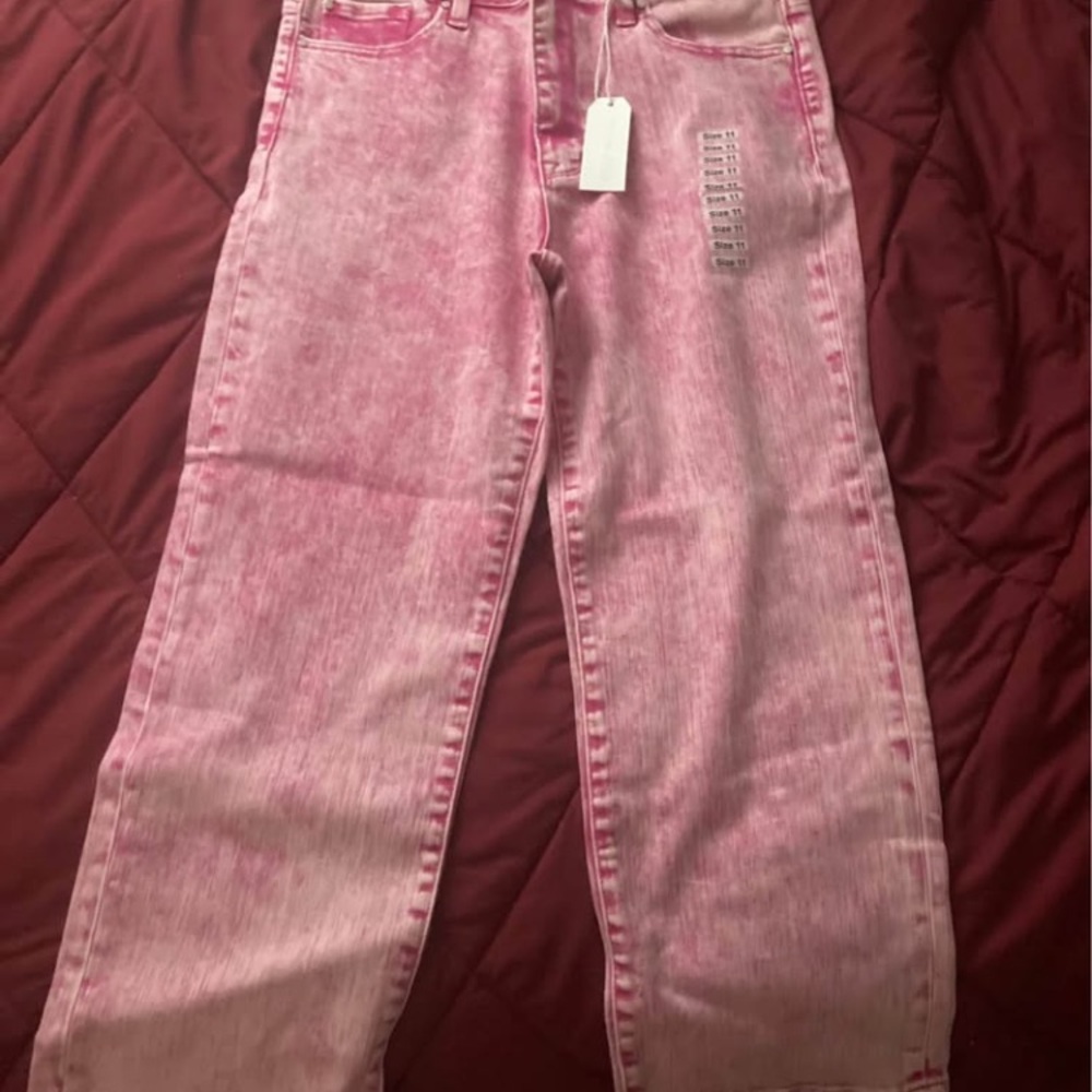 Petra 153  Pink Capri Jeans